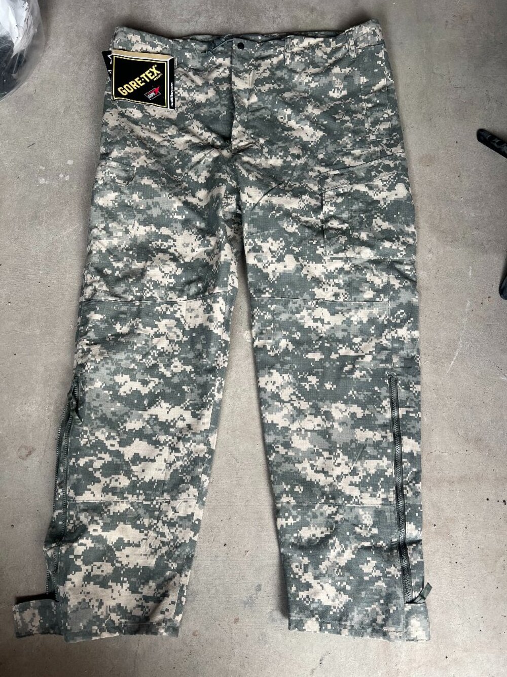 US Military FREE EWOL Trousers ACU Gore Tex Army Flame Resistant Large Long NEW